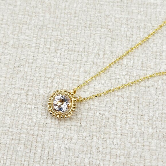 10K Yellow Gold Genuine White Topaz 6x6mm (0.75ct) Pendant - Picture 5 of 7